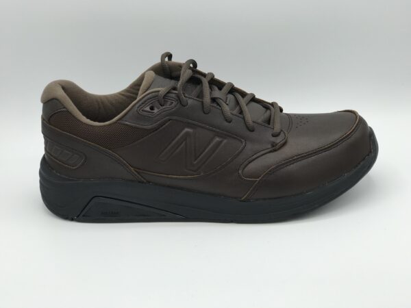 928v3 - Brown