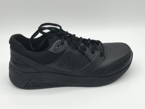 928v3 - Black