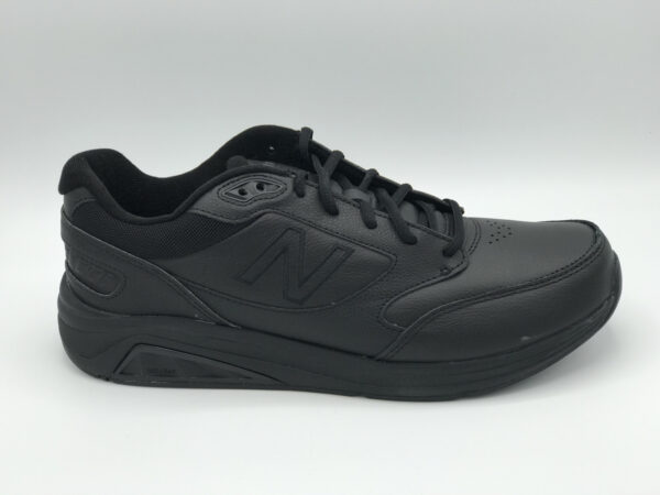 928v3 - Black